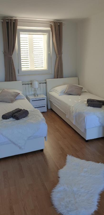 Apartments Sole Sumartin Exterior foto